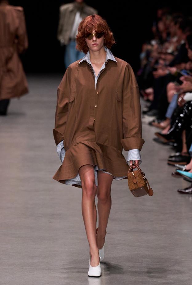 إطلالة من Stella McCartney