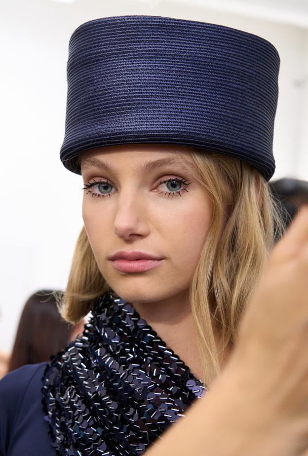 قبعة البيلبوكس من Vivetta 