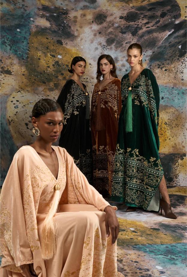 نورة الهاجري تعيد تعريف العباءة برؤية معاصرة وهوية واثقة