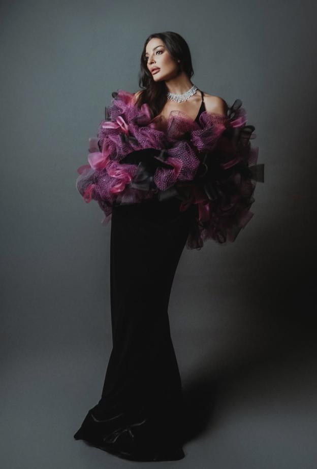 أجمل إطلالات نادين نسيب نجيم بالفساتين السوداء قبل مسلسل "ممكن"