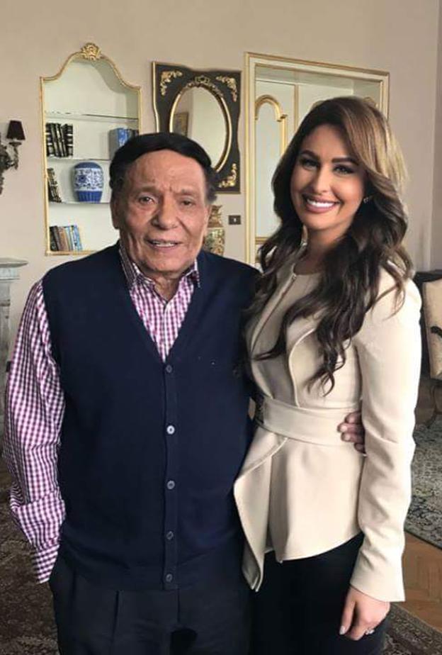 النجم عادل إمام يريد كتابة مذكراته