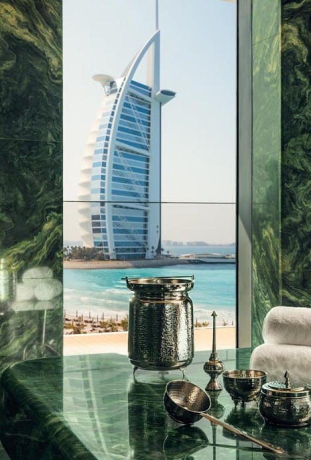 دليلك لتجربة استرخاء مثالية.. 6 منتجعات صحية في دبي تأخذكِ إلى عالم من الرفاهية والسكينة