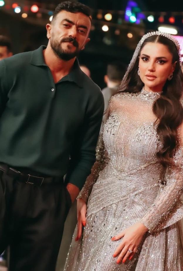 درة وأحمد العوضي في مسلسل علي كلاي