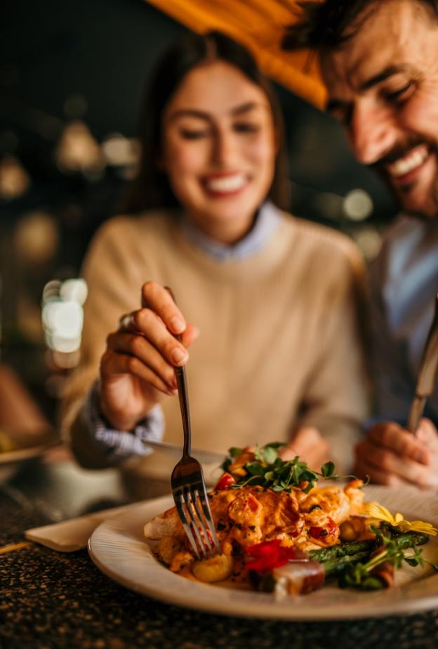 دعم المطاعم المحلية في دبي خلال أوقات الأزمات