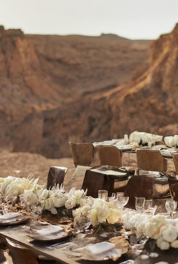ديكور الزفاف في الصحراء