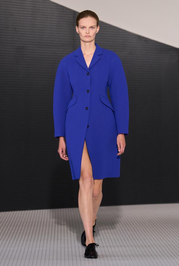 Capri Blue‏... لون الموسم لطاقة منعشة في إطلالات ربيع وصيف 2026‏