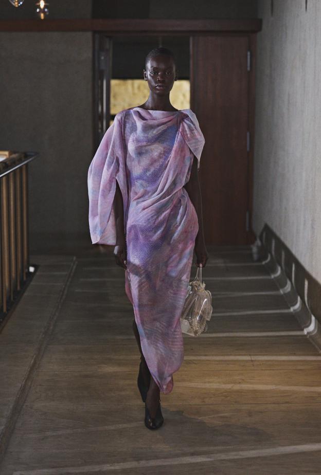 فستان بتدرجات اللون البنفسجي من ‏Mame Kurogouchi