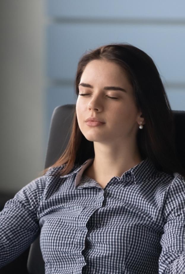 كيف يعزز الصيام الانضباط وضبط النفس لدى المرأة؟