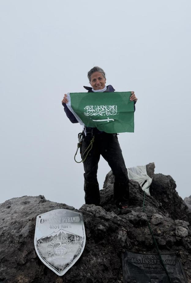 حين يرفرف العلم السعودي على منصات التتويج… قصص رياضيين صنعوا المجد