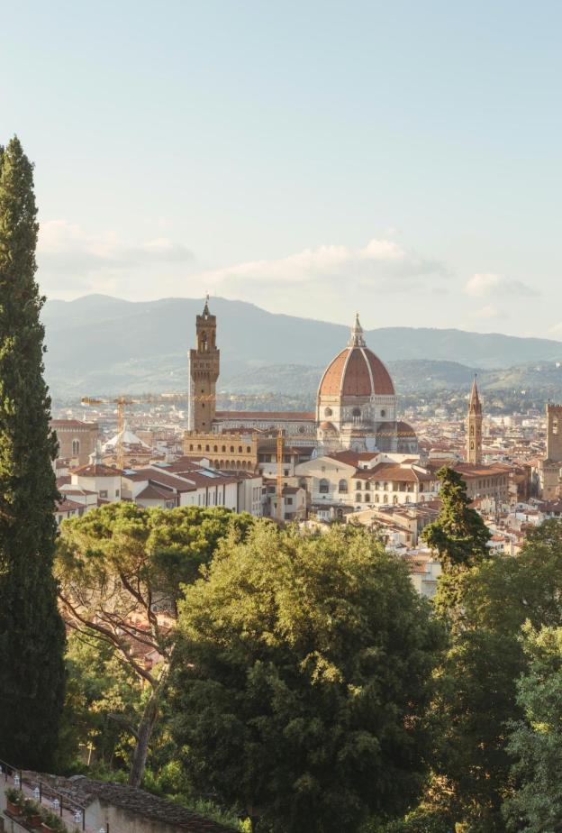 وجهات سياحية في مارس حين يوقظ الربيع روعة الوجهات الفاخرة