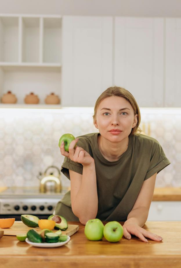 يساعد التفاح على زيادة الشعور بالشب