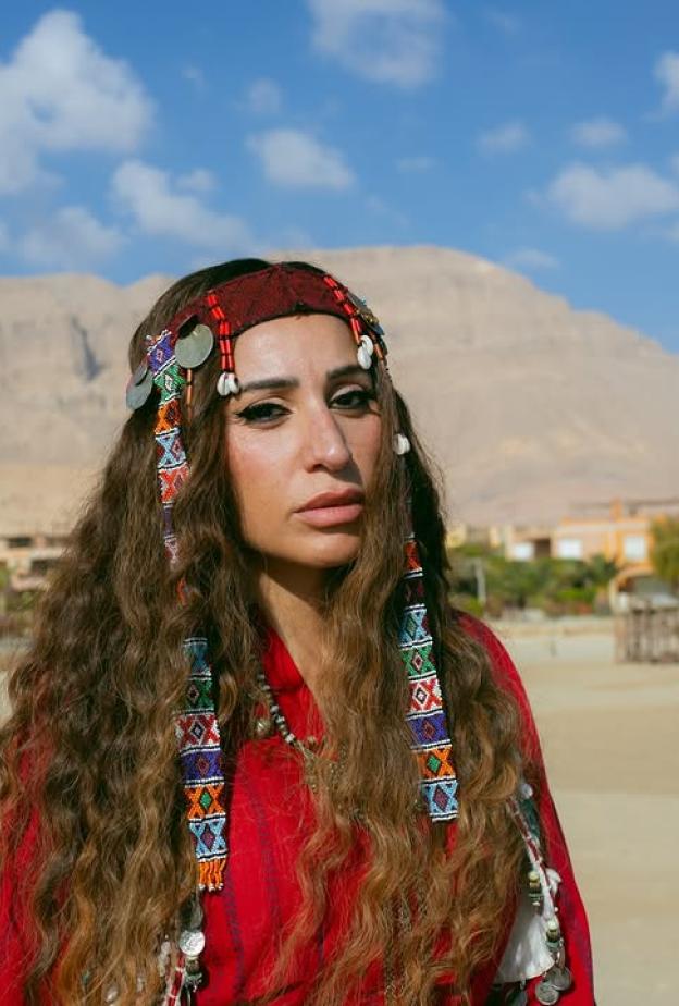 دينا الشربيني 