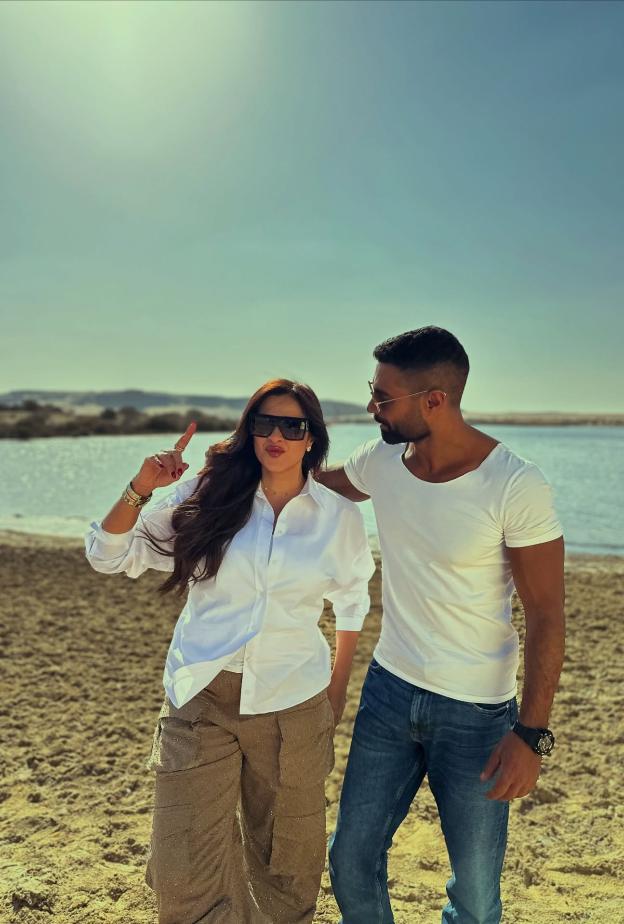 كريم فهمي وياسمين عبد العزيز