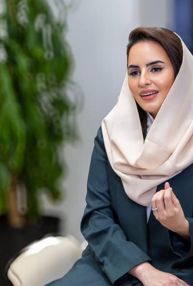 ديمة اليحيى أول امرأة وأول عربية تفوز بجائزة "قمة مونتغمري لدبلوماسية التكنولوجيا"