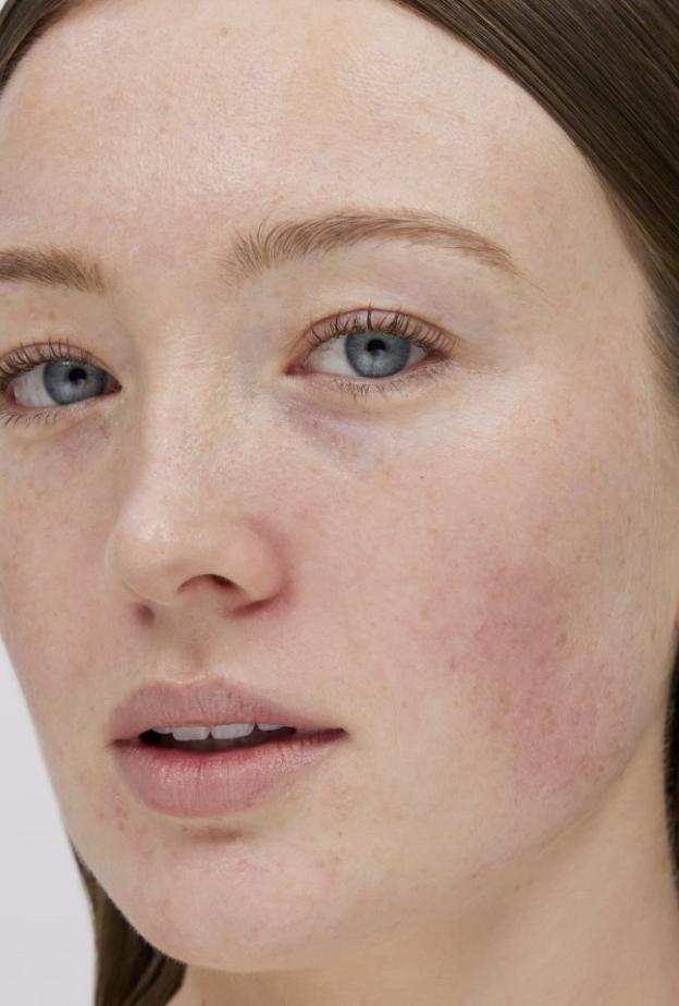 "ريفاي" REFY تطلق  Skin Base أساس بشرة مثالي وسهل