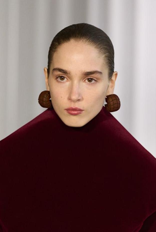 التجميل في رمضان: هل هو ضرورة للعناية بالنفس أم هوس بالمظهر؟