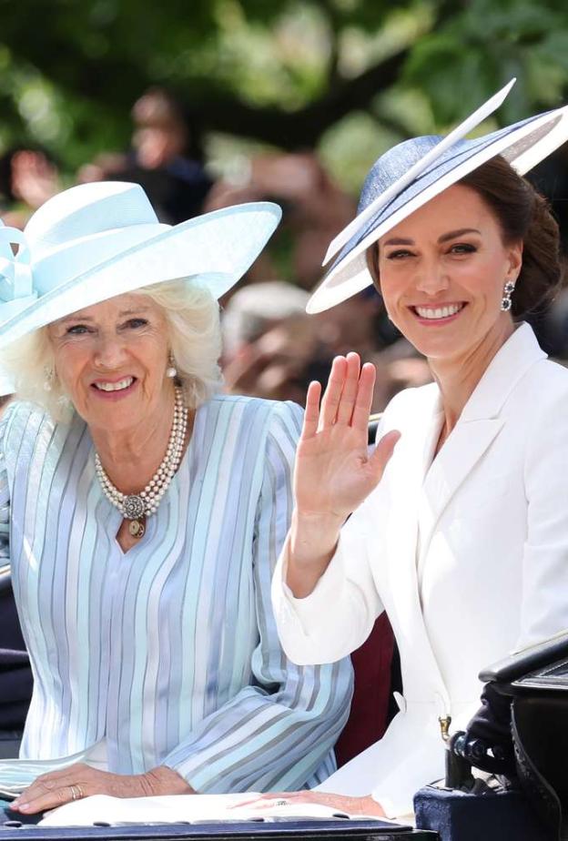 كيت ميدلتون والملكة كاميلا