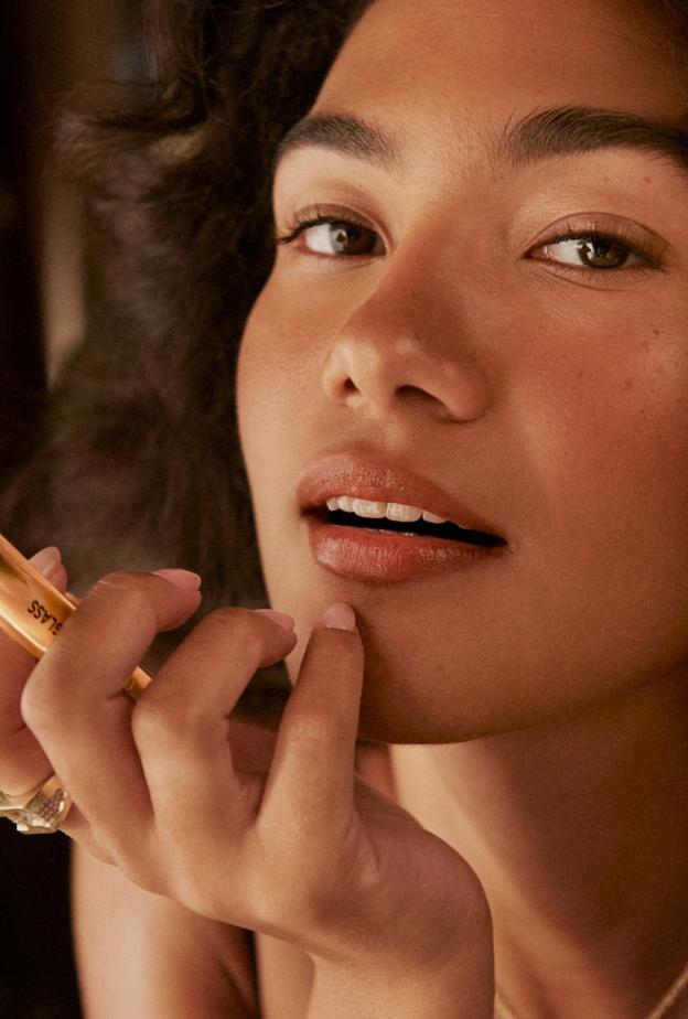 أوليفيا دين، نجمة الغناء الحائزة على جائزة غرامي