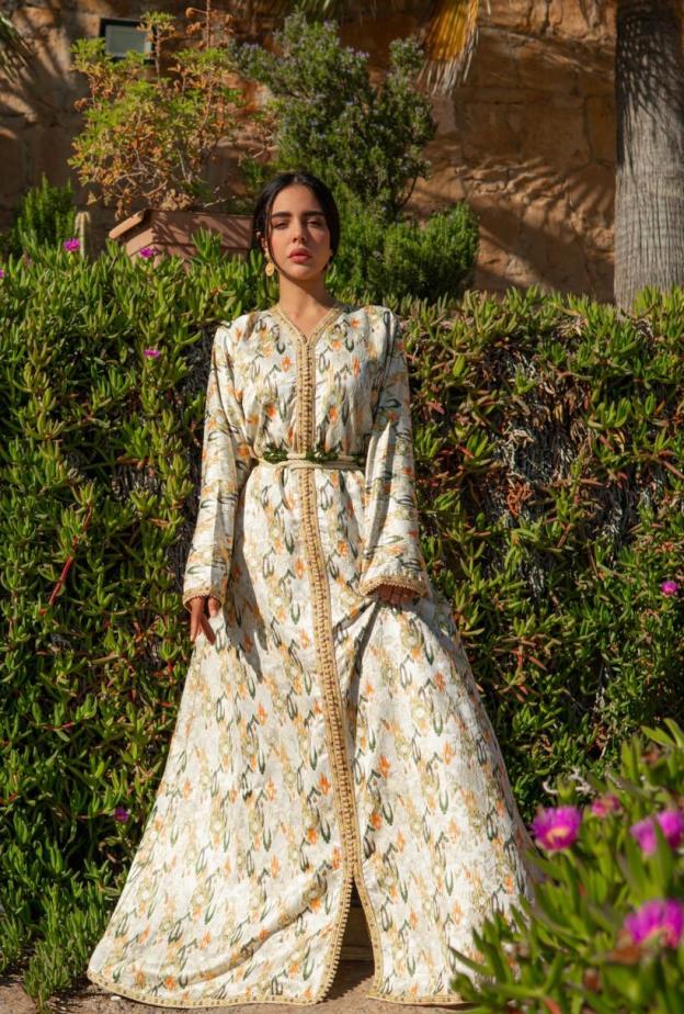 خاص لـ"هي": بين التراث والمكانة الخاصة… القفطان في أزياء رمضان مع الشريفة عائشة المامي