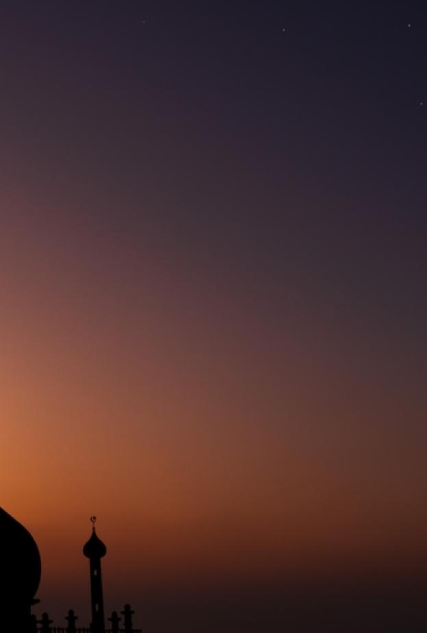 تهنئة عيد الفطر: عبارات ورسائل قصيرة لمعايدة الأهل والأصدقاء