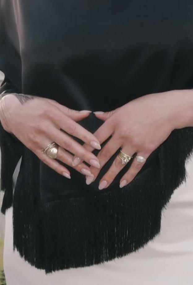 اظافر اشلي غراهام