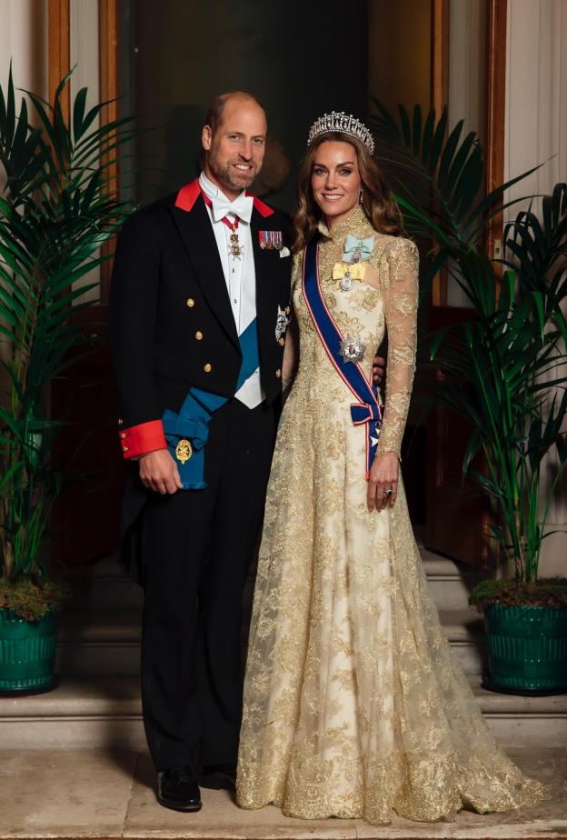 الأحجار الكريمة وقصة خاتم الزفير الأيقوني لـ كيت ميدلتون