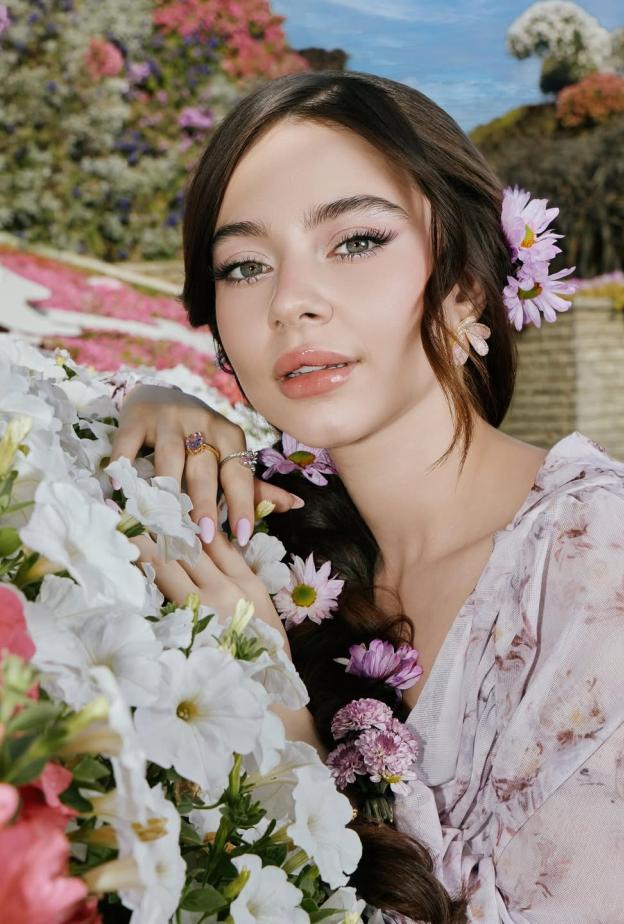 الفنانة بيسان صورة من انستغرامها