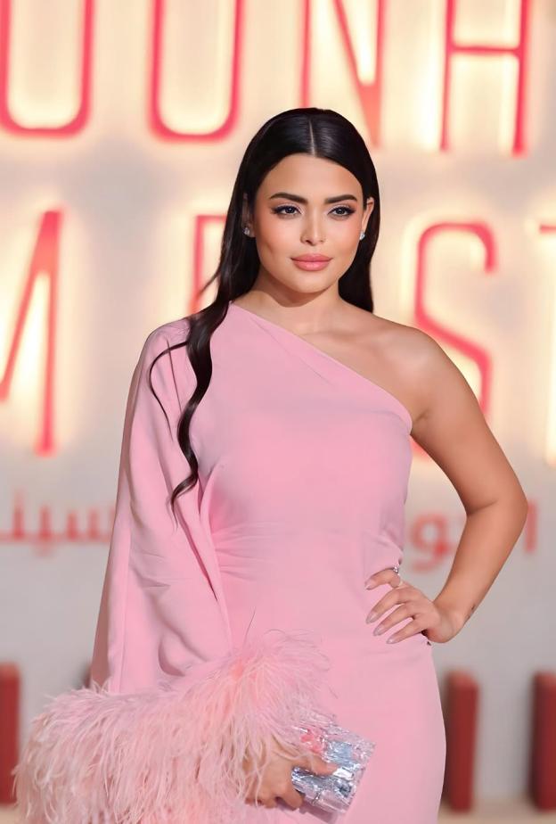 تفضل أسماء جلال الديتوكس للحفاظ على صحتها