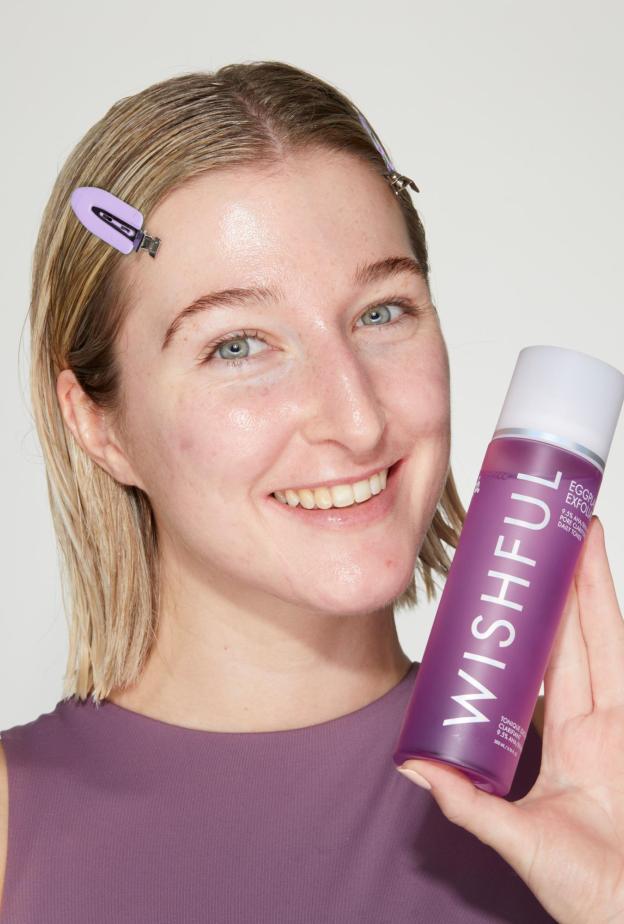 تونر بتركيبة معززة بخلاصة الباذنجان من علامة WISHFUL للعناية بالبشرة