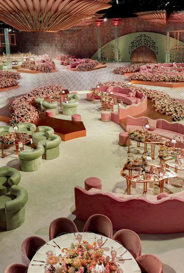 فن اختيار أثاث الزفاف بعناية.. يحول يوم أحلامك إلى واقع!