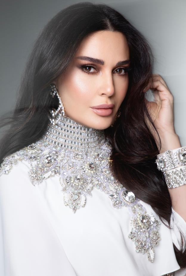 سيرين عبد النور بتصاميم مجوهرات مُذهلة