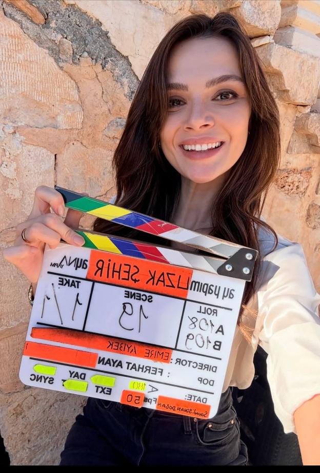 سينام أونسال بطلة المدينة البعيدة