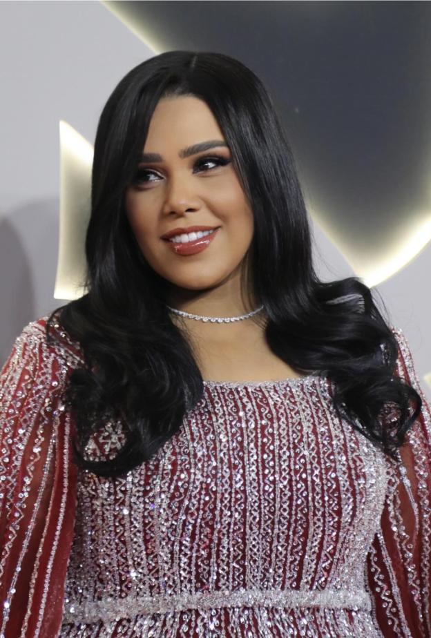 شيماء سيف بإطلالة ساحرة ومجوهرات فاخرة