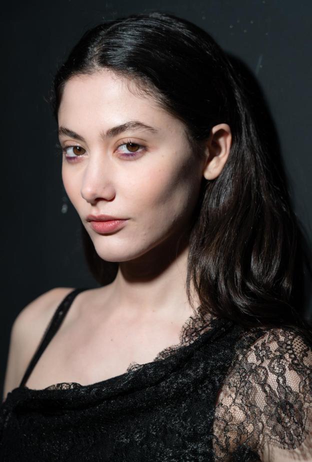 زيت الرمان قطرة الذهب التي تُعيد لبشرتكِ شبابها على خطى الملكة كليوباترا.. إليكِ أسراره