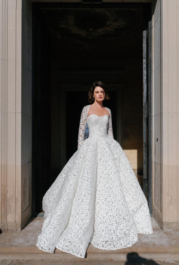 فستان زفاف ساريه نوري لربيع 2027