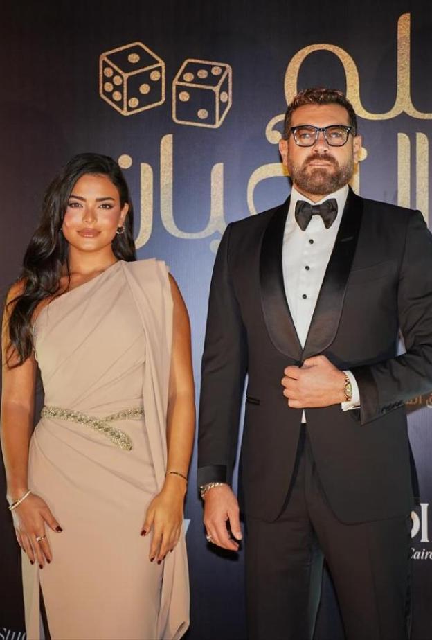 عمرو يوسف وأسماء جلال أبطال فيلم السلم والثعبان 2