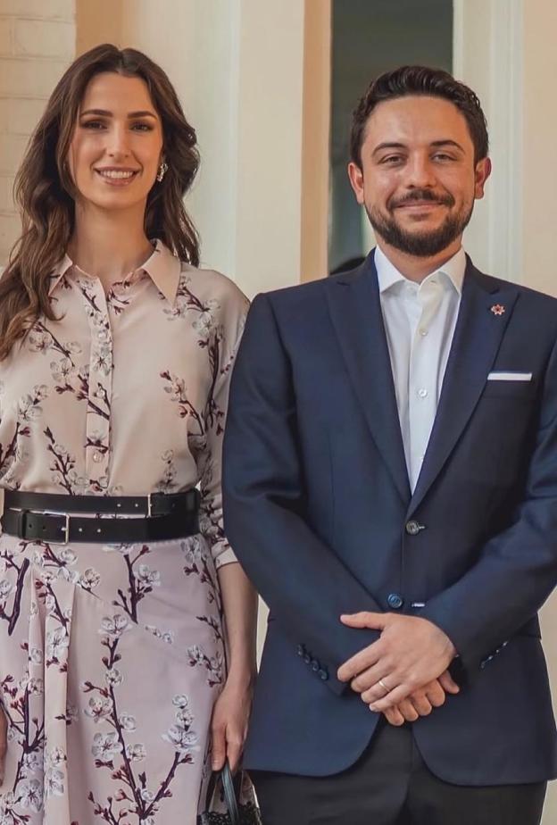  الأحجار الكريمة في تاج الأميرة رجوة: تصميم ملكي استثنائي