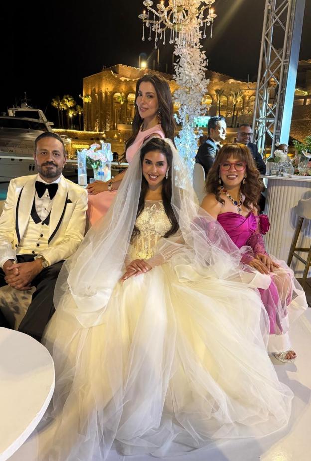 ياسمين صبري بفستان الزفاف في فيلم نصيب