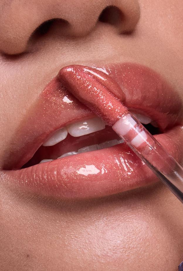 KIKO MILANO تحتفي بعقدٍ من اللمعان الأيقوني مع مجموعة 3D Hydra Xtreme Limited Edition Collection الجديدة