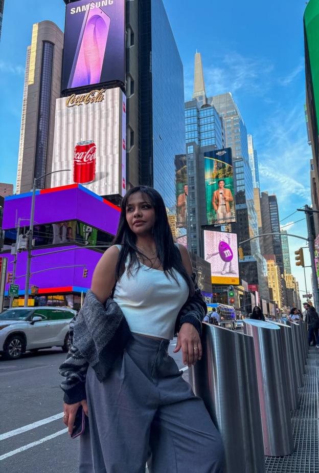 أسماء أبو اليزيد