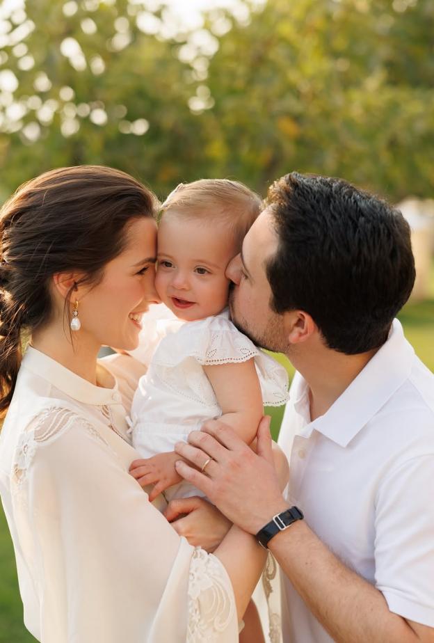 في عيد ميلاد الأميرة رجوة…نستعرض أسرار مكياجها وتسريحات شعرها التي تميّز إطلالاتها