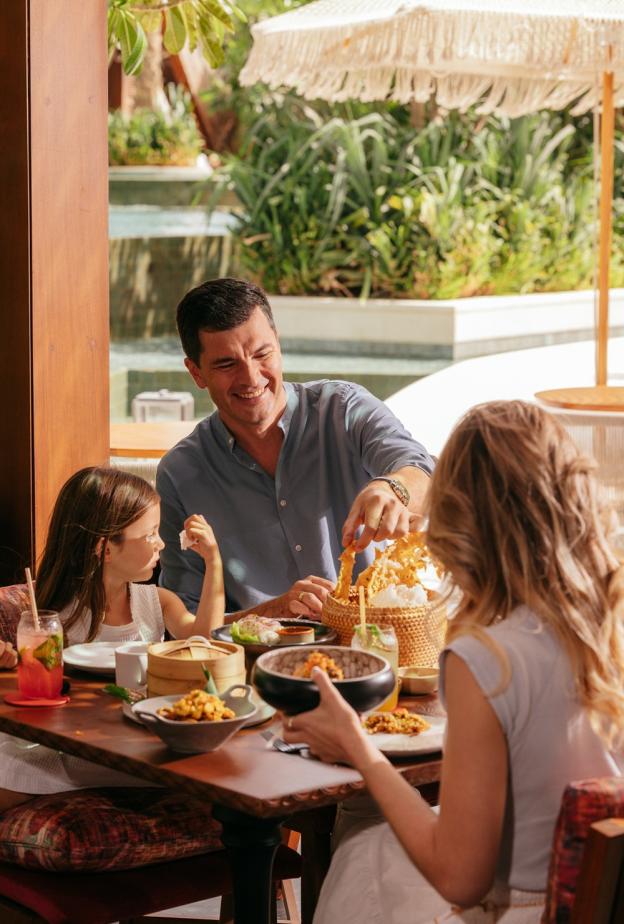 عيد الفصح مع برنش مستوحى من المطبخ الإندونيسي في أنداليمان وان زعبيل