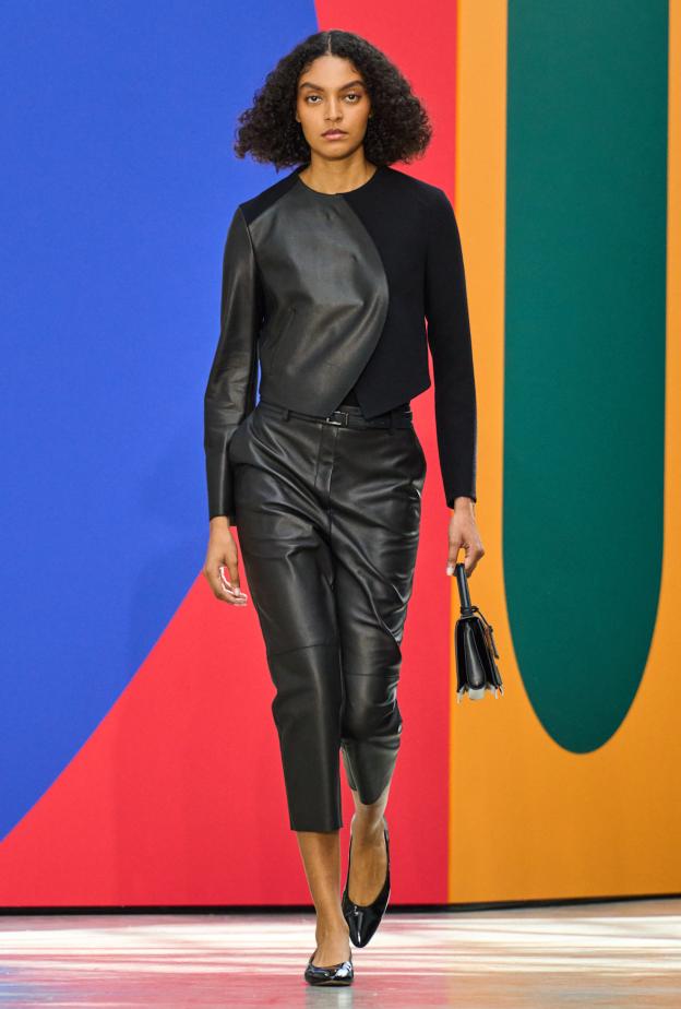 تنسيقات الجلد لربيع 2026 من Akris