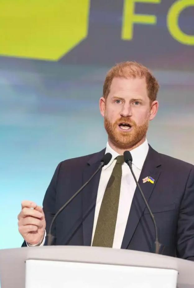 الأمير هاري: كنت ومازلت وسأظل جزءًا من العائلة المالكة