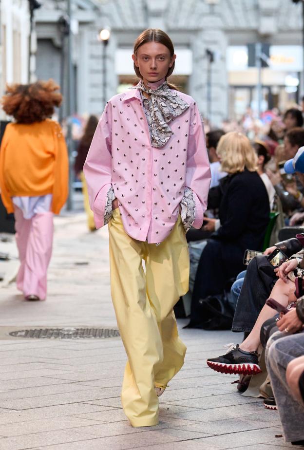  الزهري مع الأصفر الزبادي من MSGM