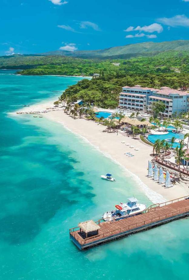 أفضل 10 منتجعات شاملة كلياً لعام 2026: دليل الرفاهية