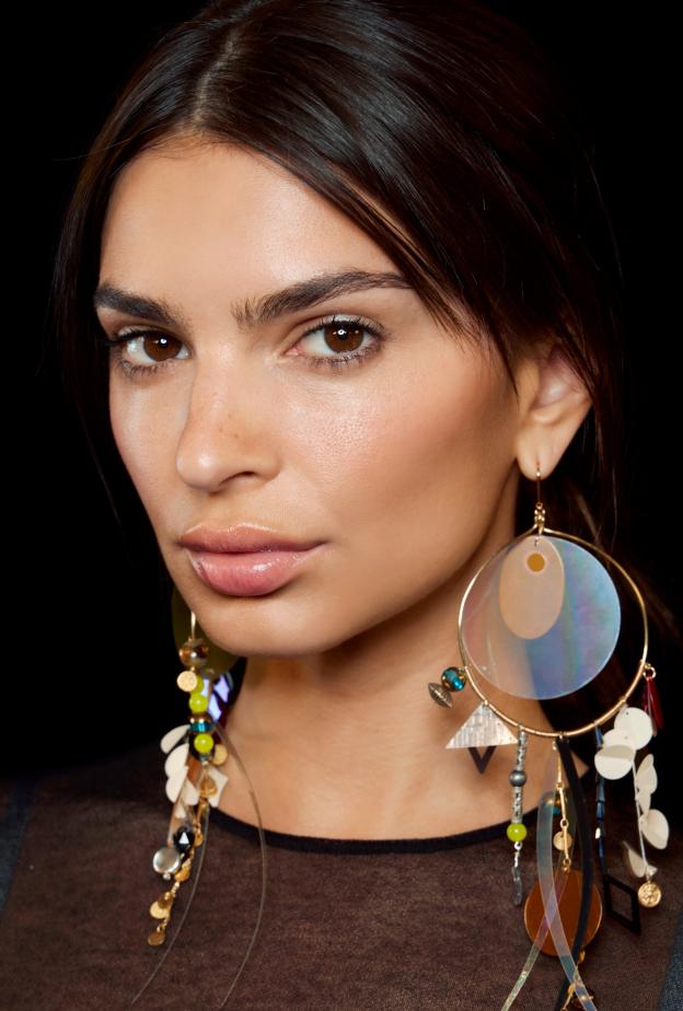 لماذا تفشل منتجات العناية ببشرتك؟ أخطاء خفية تحرمكِ من النتائج