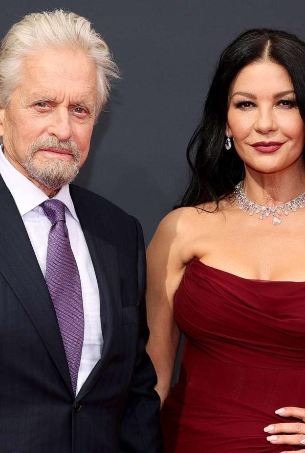 كاثرين زيتا جونز ومايكل دوغلاس