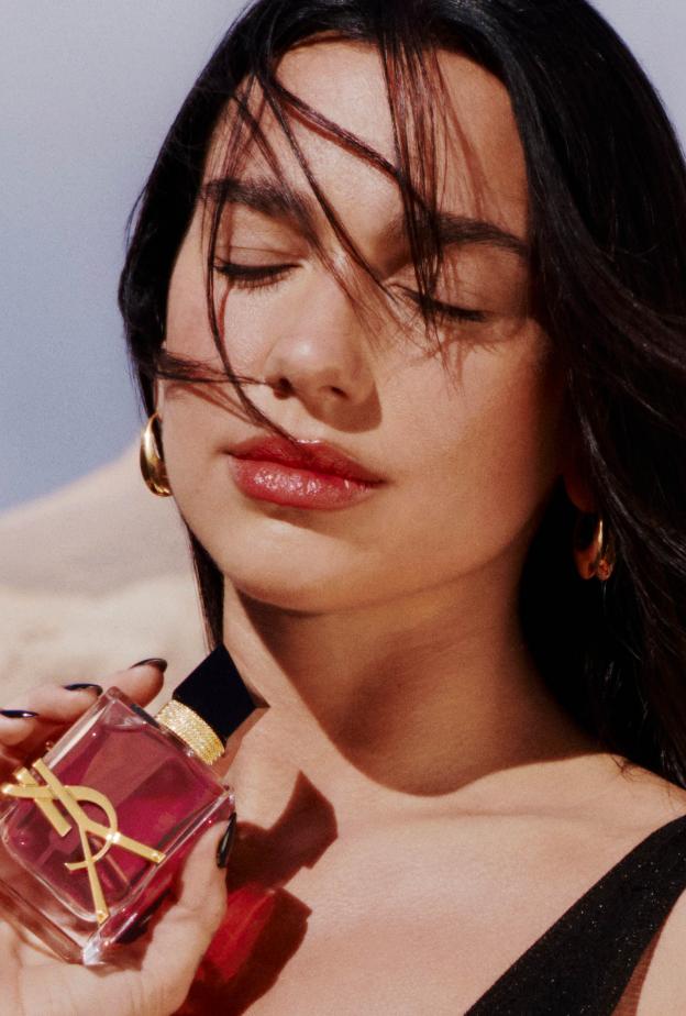 ليبر بيري كراش عطر زهري فاكهي جديد من إيف سان لوران بيوتي