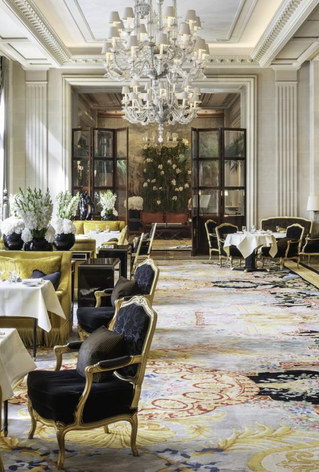 فندق Four Seasons Hotel George V, Paris